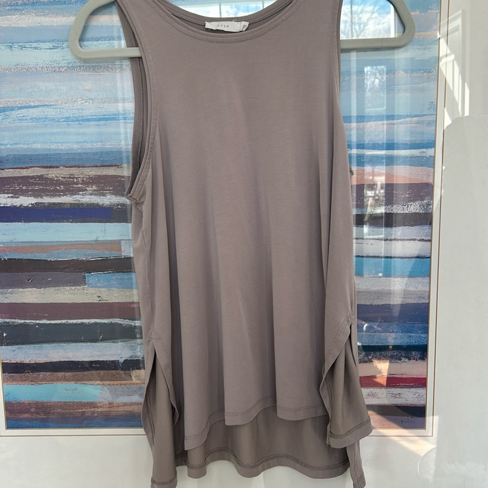 ❤️ Size S High Lush low tank in lavender